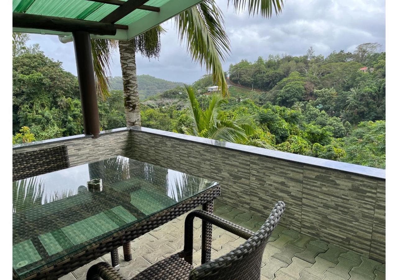 Holiday Home Baie Lazare  Esterno foto