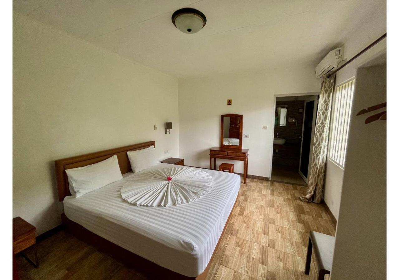Holiday Home Baie Lazare  Esterno foto